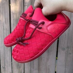 NWT Otz Vibrant Red Women's Woven Sneakers